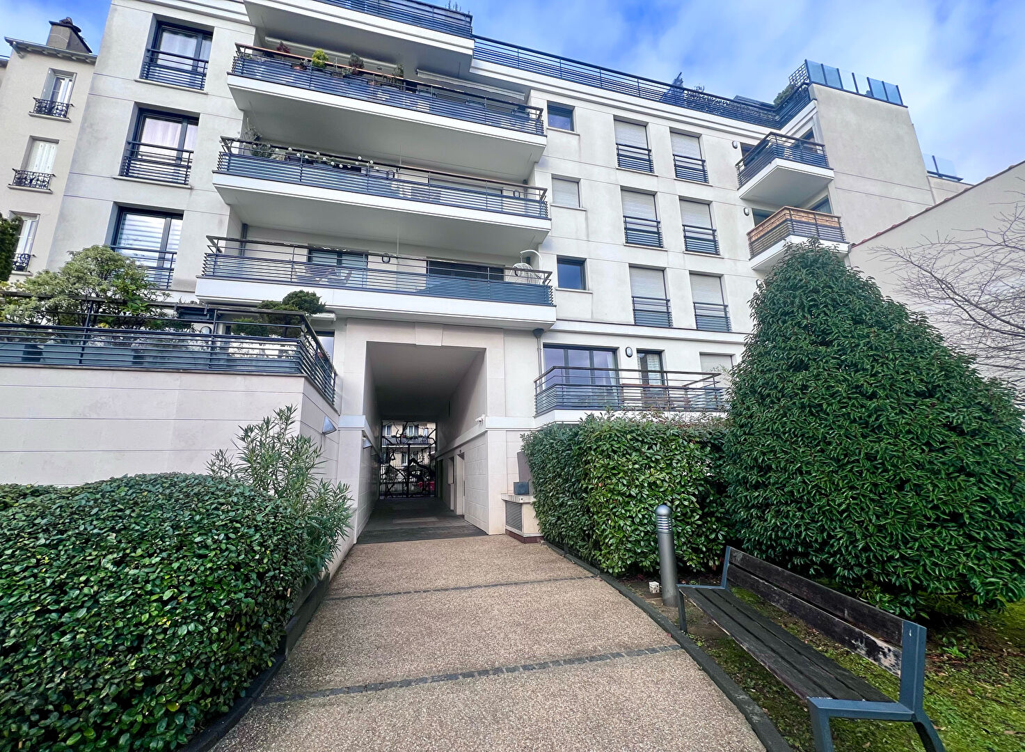 Agence immobilière de ERA SURESNES