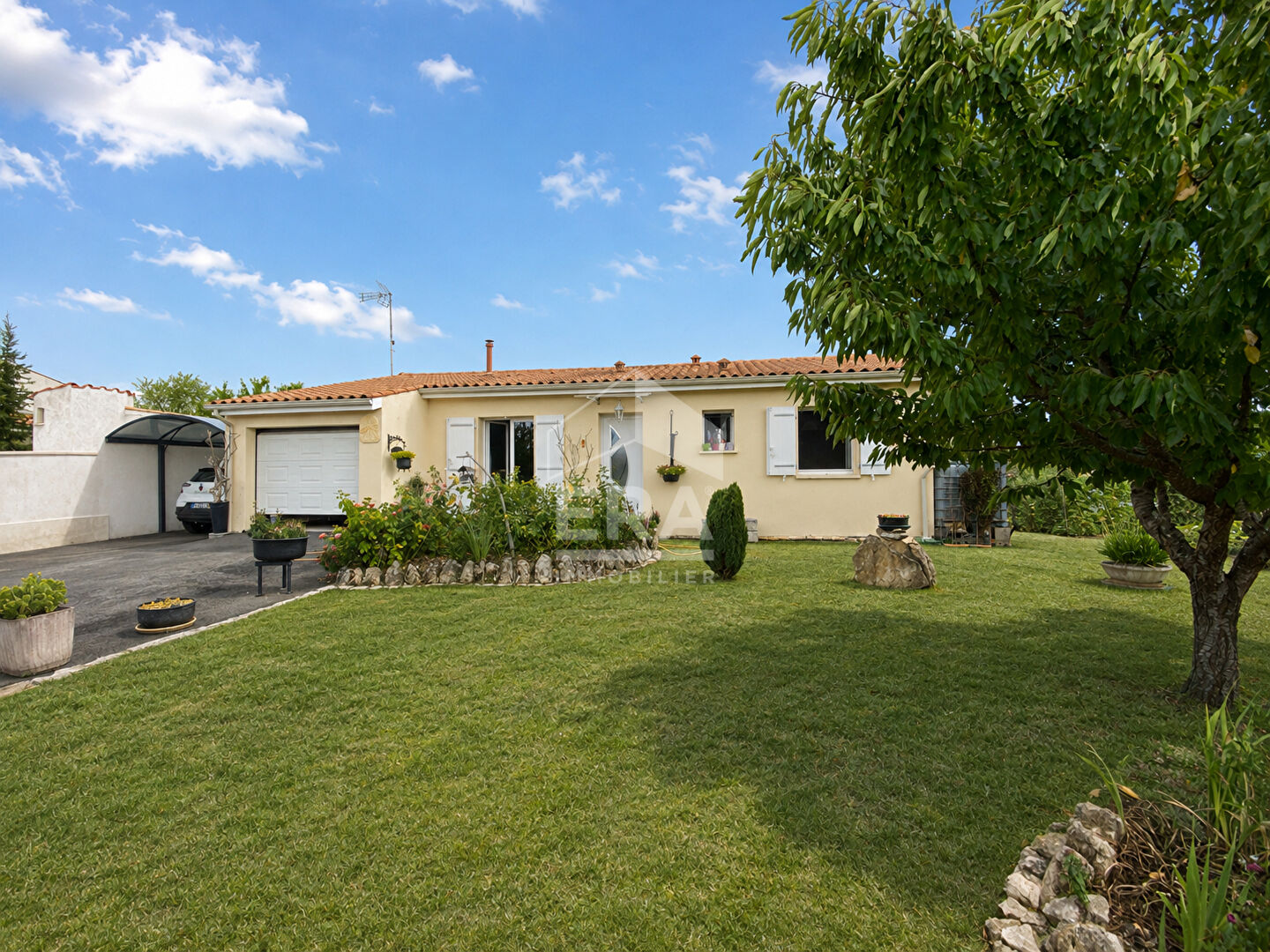 Port-d'Envaux - Une maison où il ne reste plus qu'à poser vos valises !