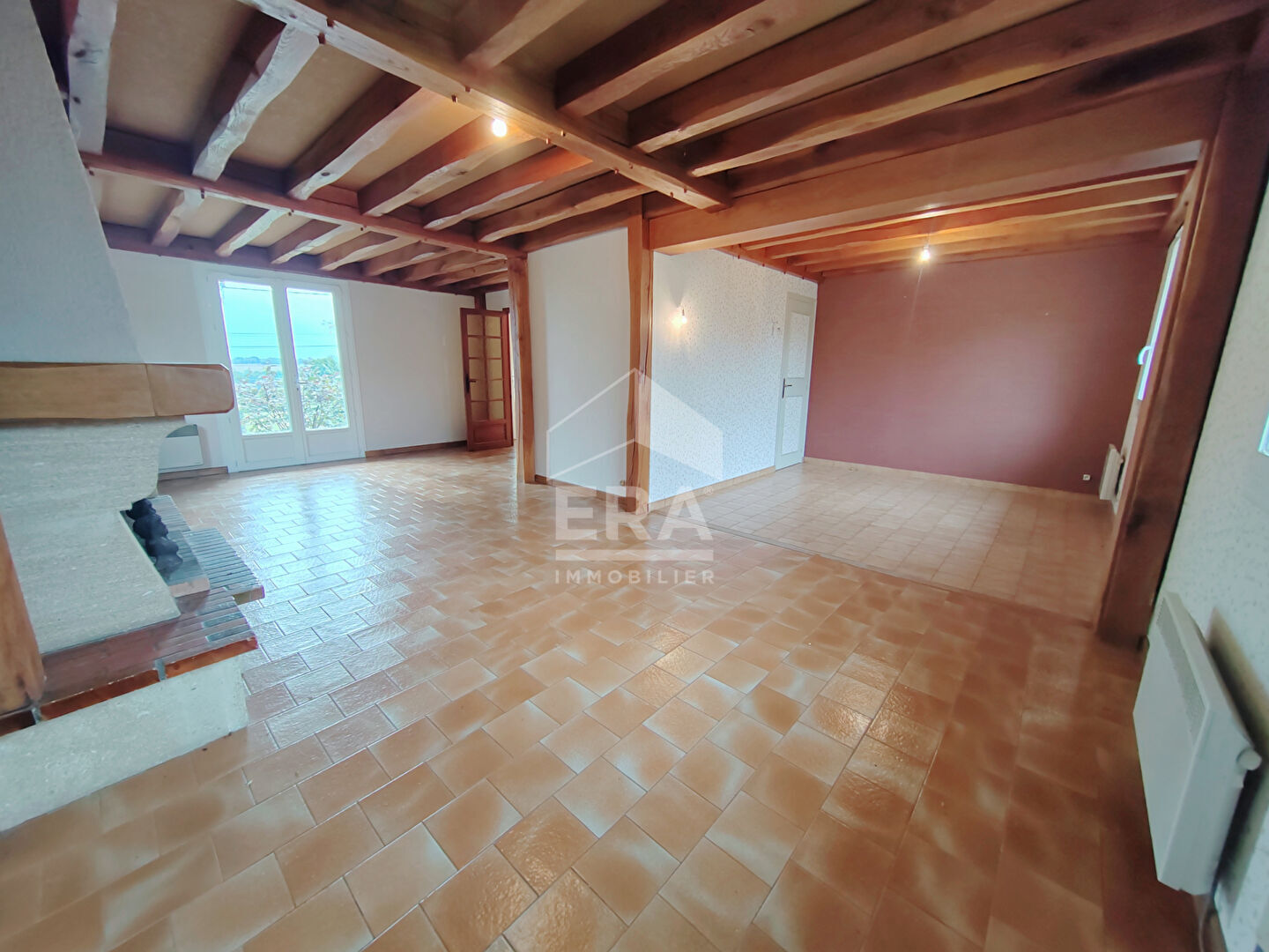 MAISON A VENDRE T5 - MONDOUBLEAU - GRADE PAV, 3+1 CHBS, GARAGE, TERRAIN CLOS