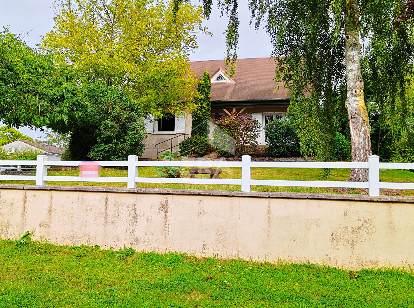 Photo MAISON A VENDRE T5 - MONDOUBLEAU - GRADE PAV, 3+1 CHBS, GARAGE, TERRAIN CLOS image 2/6