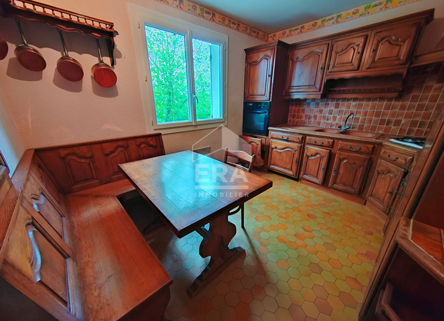 Photo MAISON A VENDRE T5 - MONDOUBLEAU - GRADE PAV, 3+1 CHBS, GARAGE, TERRAIN CLOS image 5/6