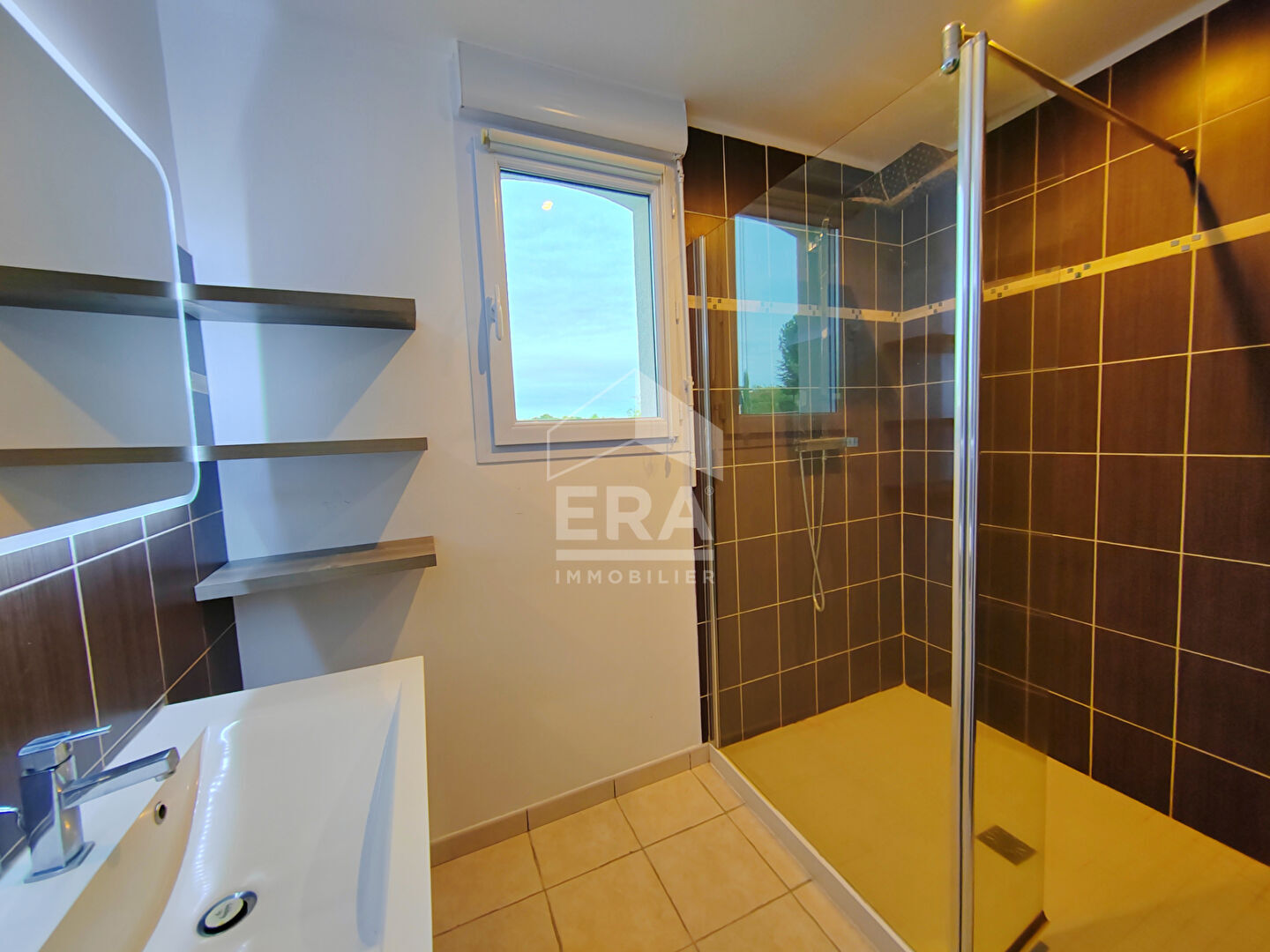 Photo Maison T7 à vendre - VENDÔME SORTIE OUEST -  Spacieuse PàV, 5 Chbs, Classe 