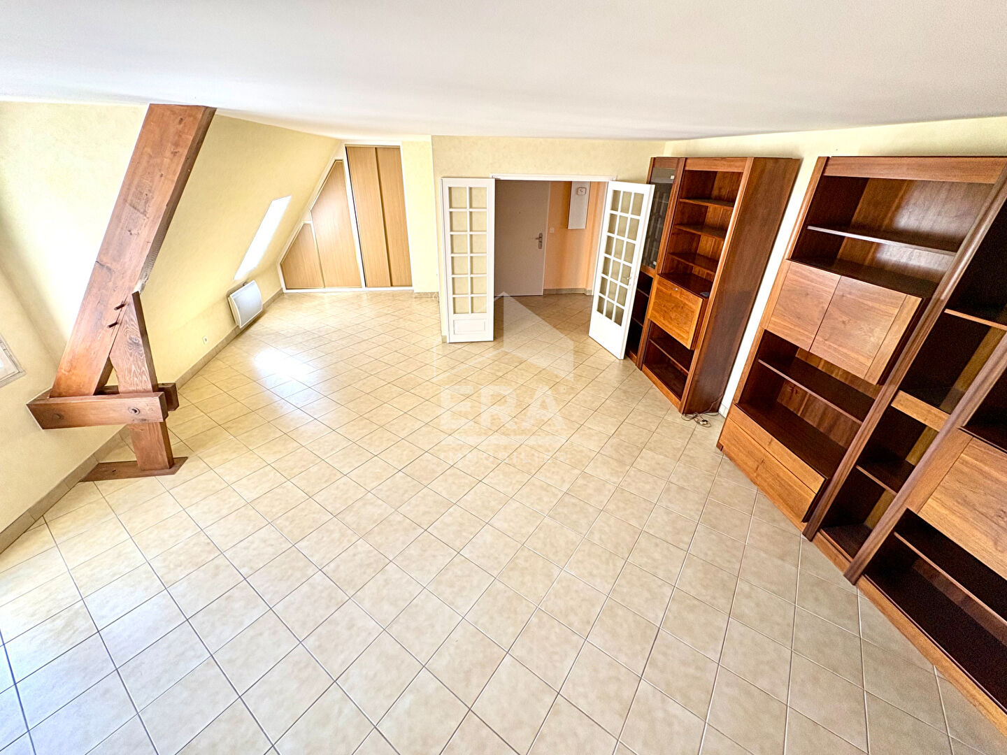 Photo Appart. à louer T5/6 - Blois - Centre-ville, Duplex, Asc, 3 Chbs, Vue Loire, Garage privé image 2/6