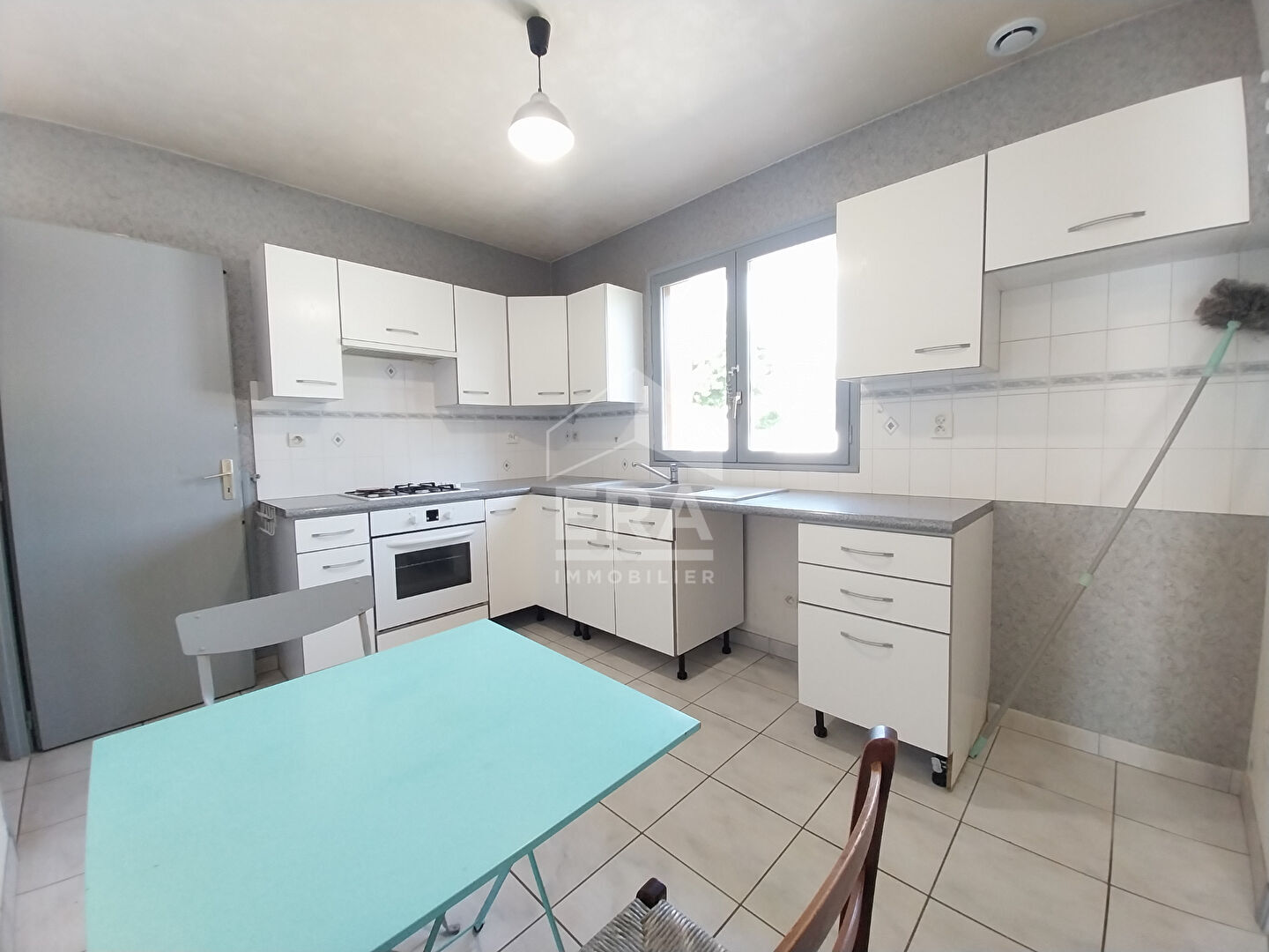 Photo MAISON A VENDRE T6 - BLOIS SORTIE N/O - 5 CHBS, GARAGE, GRENIER AMENAGEABLE image 4/6