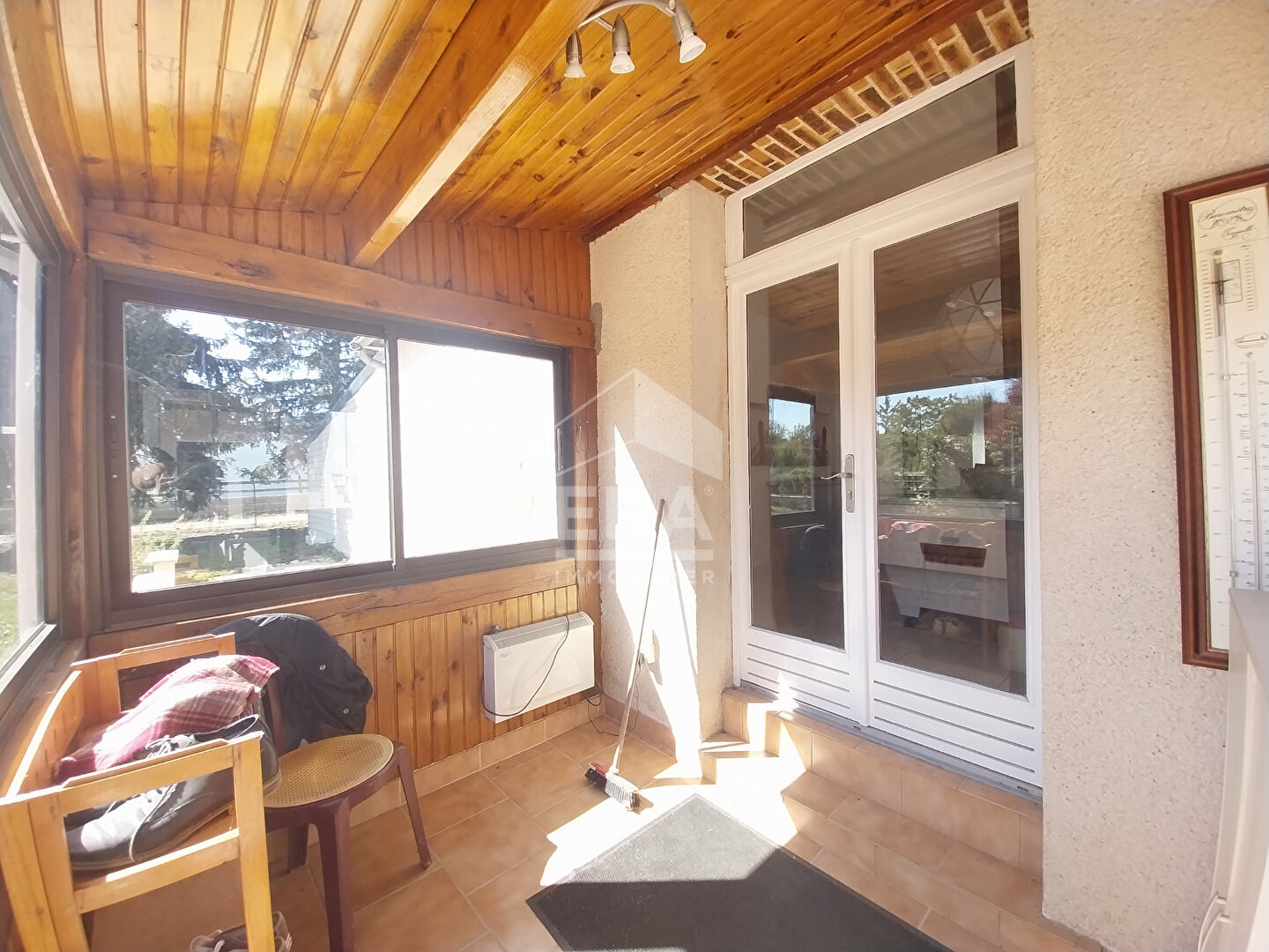 Photo Maison T5 à vendre - CHITENAY - Beaux volumes entièrement rénovés, 2 Chbs, salle bien-être avec SPA, dép./Grand garage. image 3/6