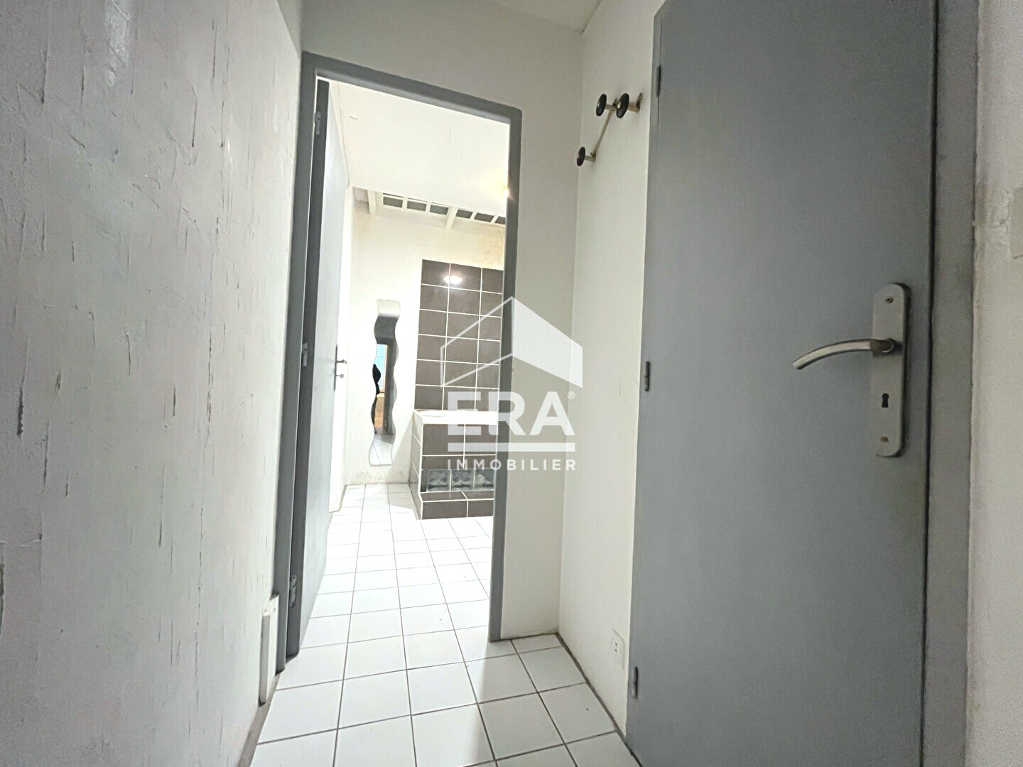 Photo Maison de ville (immeuble) à vendre - BLOIS - CENTRE-VILLE, 1 logt. T3 triplex  + 1 local image 6/6