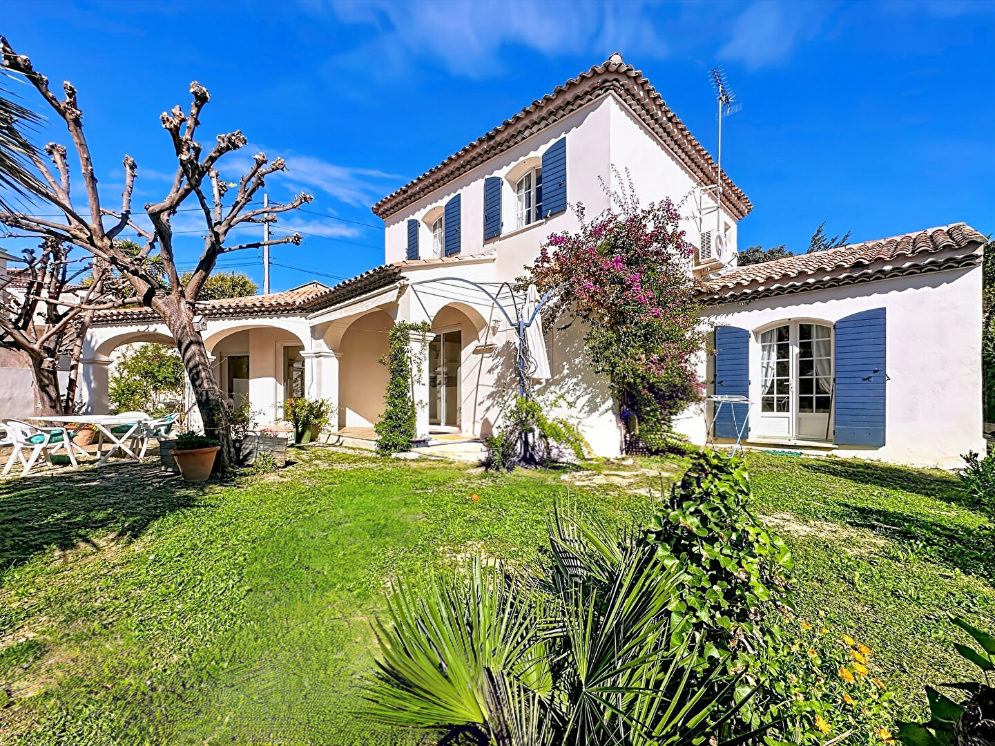 En exclusivité : Maison T4 à vendre à Marseille  13ème - Saint-Mitre calme beaux volumes