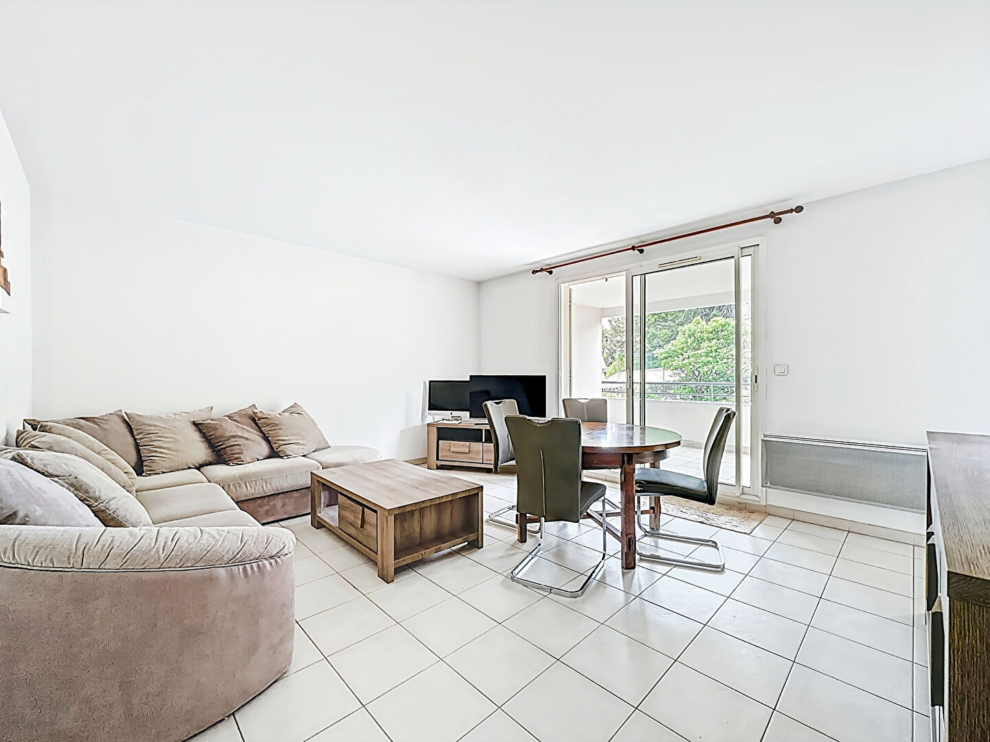 Photo Appartement Marseille 3 pièce(s) 66 m2 image 2/6