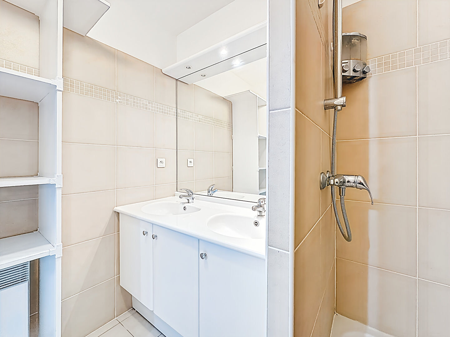 Photo Appartement Marseille 3 pièce(s) 66 m2 image 5/6