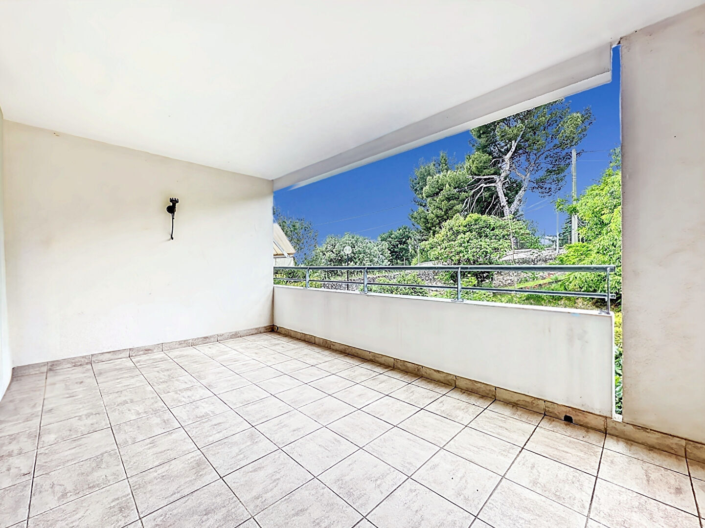 Photo Appartement Marseille 3 pièce(s) 66 m2 image 6/6