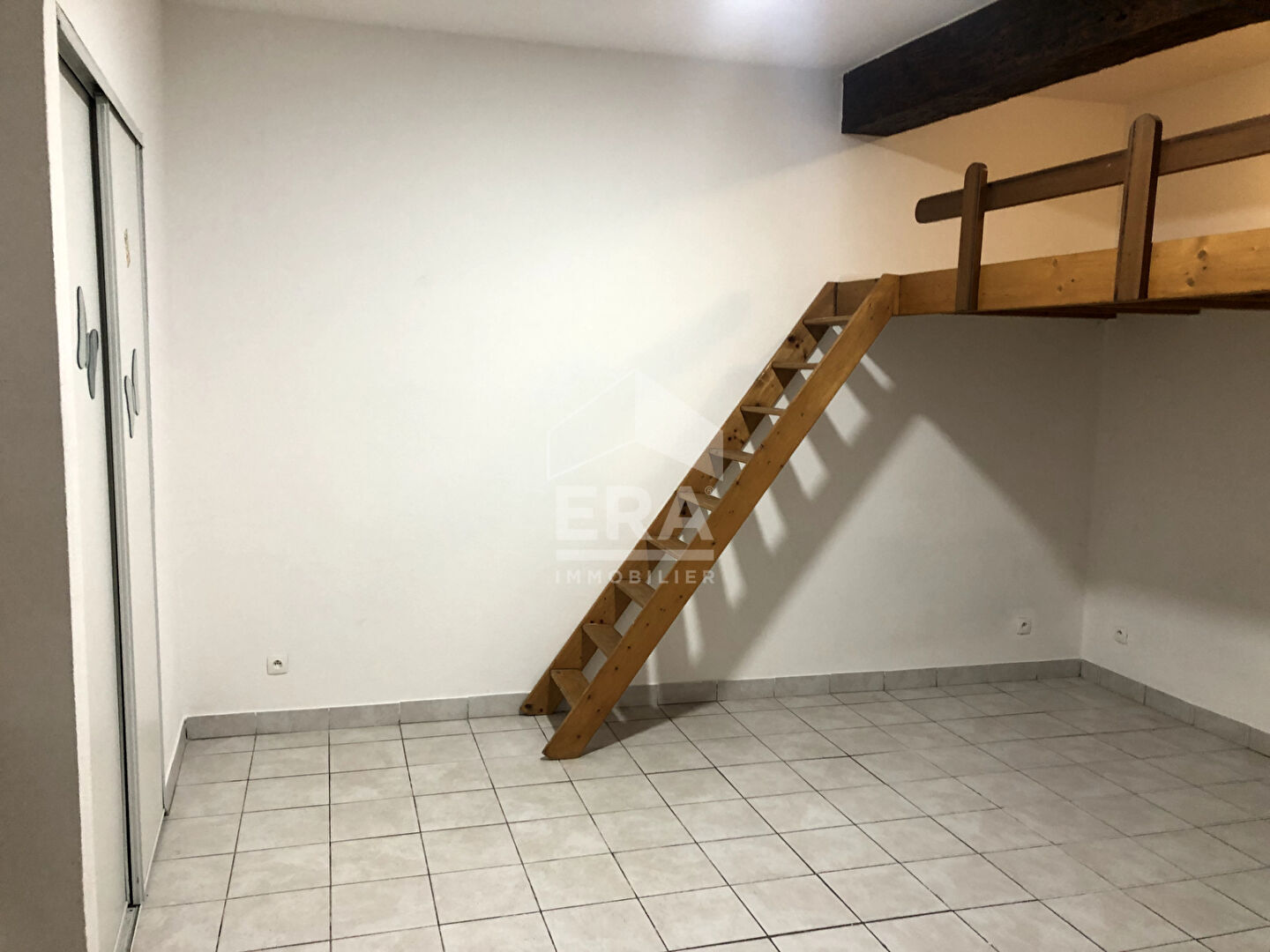 Photo Appartement Bordeaux 1 pièce(s) 28,20 m2 image 2/3