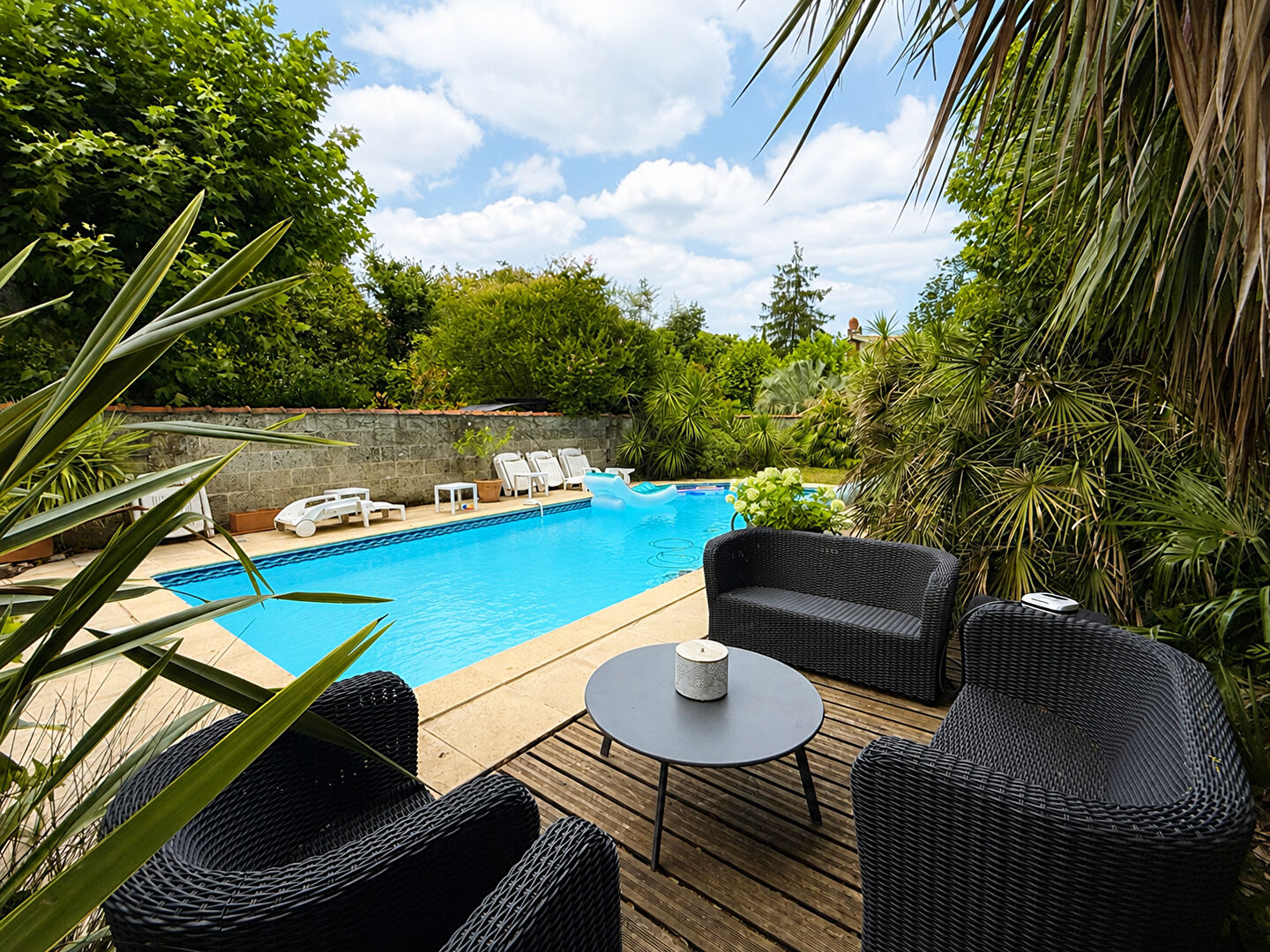 Agence immobilière de ERA VICTOR LOUIS Immobilier
