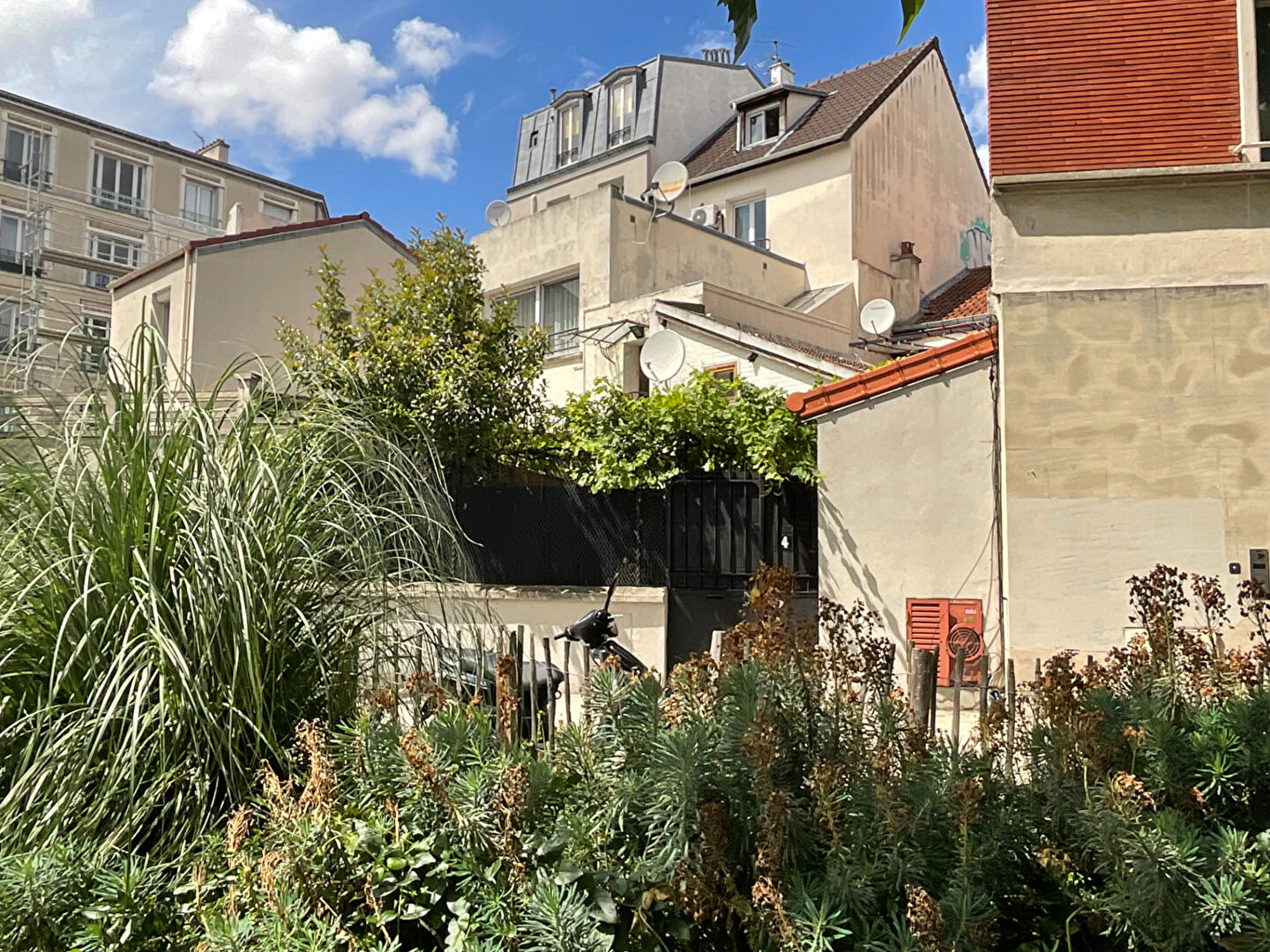 MONTREUIL / BAS MONTREUIL / CROIX DE CHAVAUX