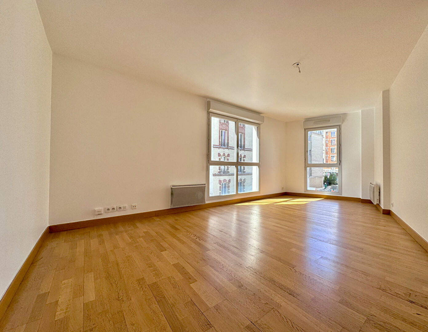 Photo Appartement Pantin 3 pièce(s) 63.88 m2 image 2/6