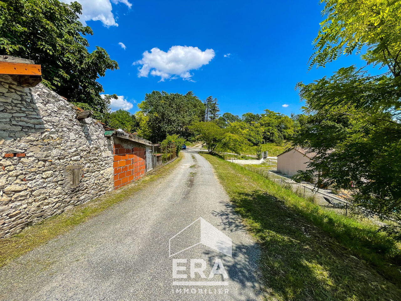 Photo Terrain Taix 2983 m2 image 6/6