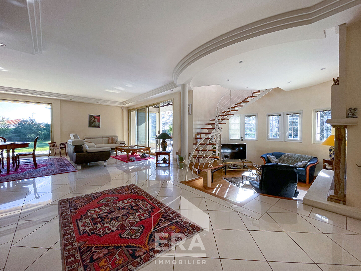 Photo Demeure de prestige Terssac 7 pièces 178 m2 image 5/6