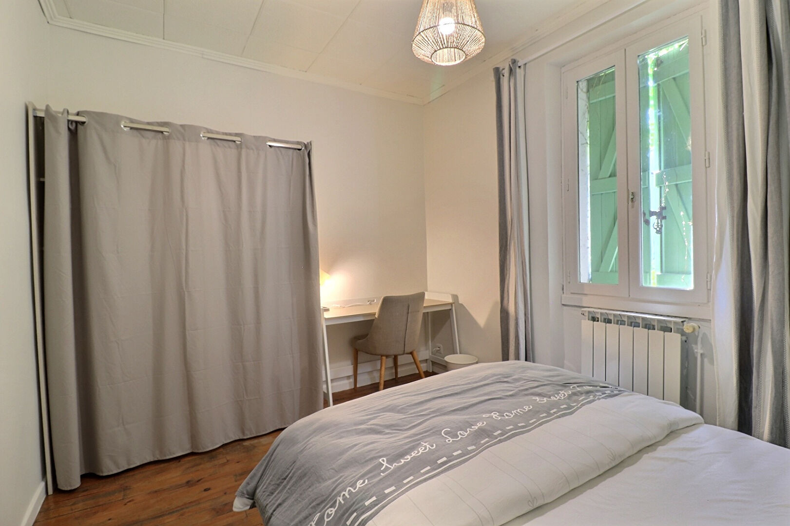 CHAMBRE 14M² AVEC SALLE D'EAU COMMUNE