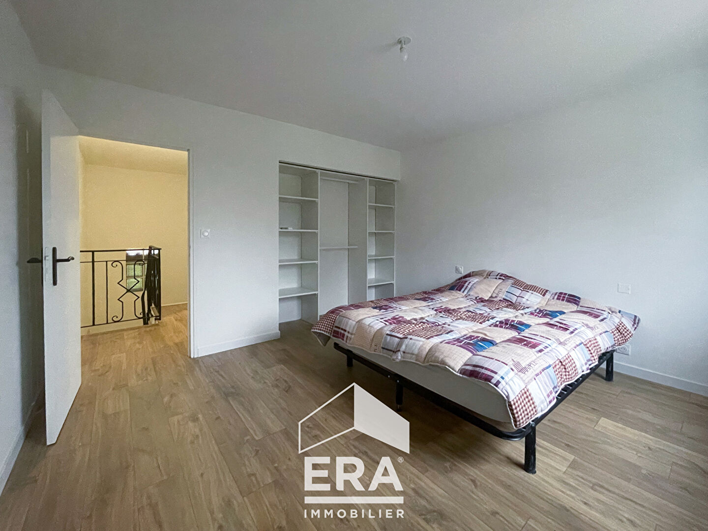 Photo Maison Saint Juery 5 pièce(s) 100 m2 image 4/6