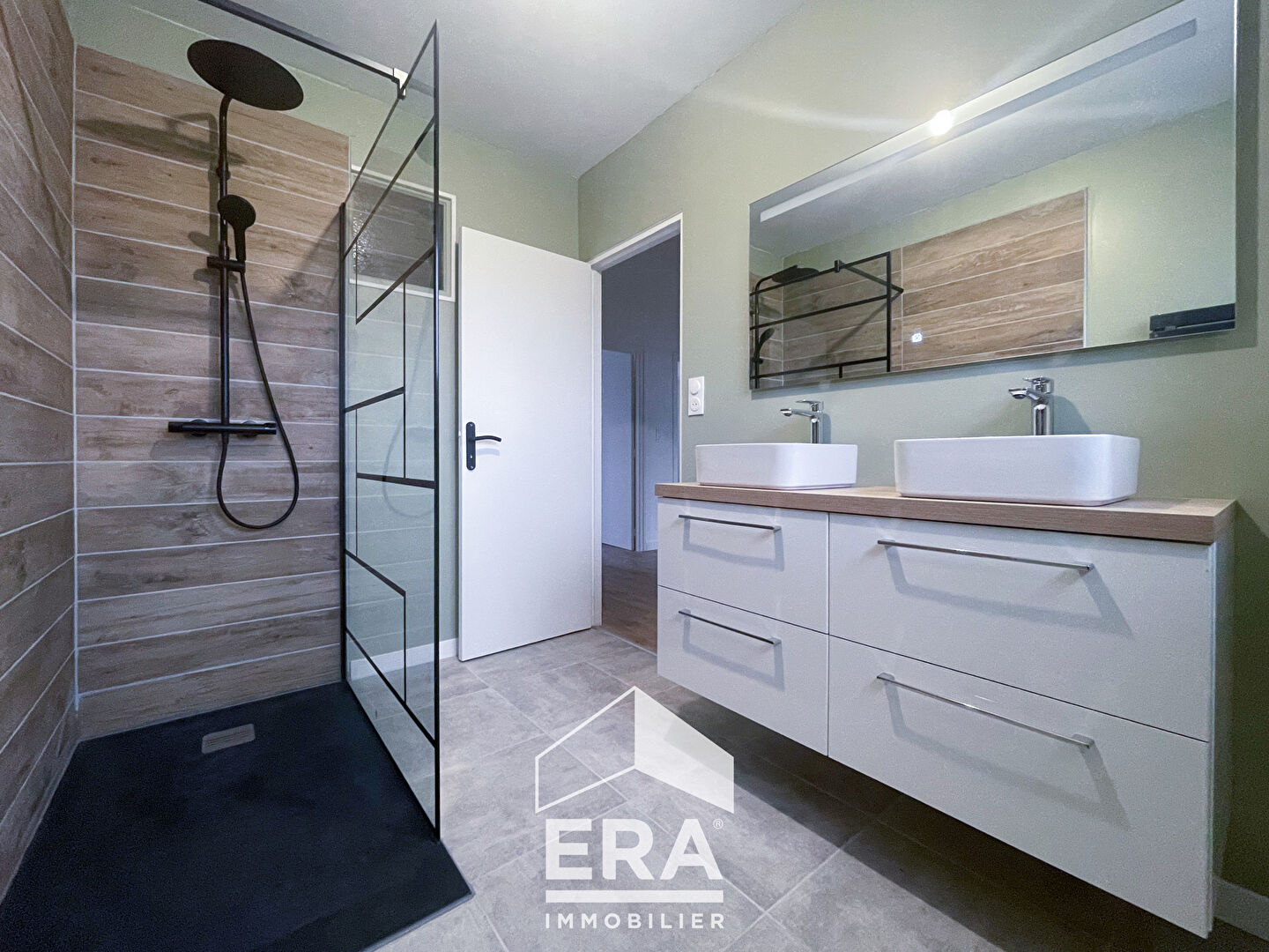 Photo Maison Saint Juery 5 pièce(s) 100 m2 image 6/6