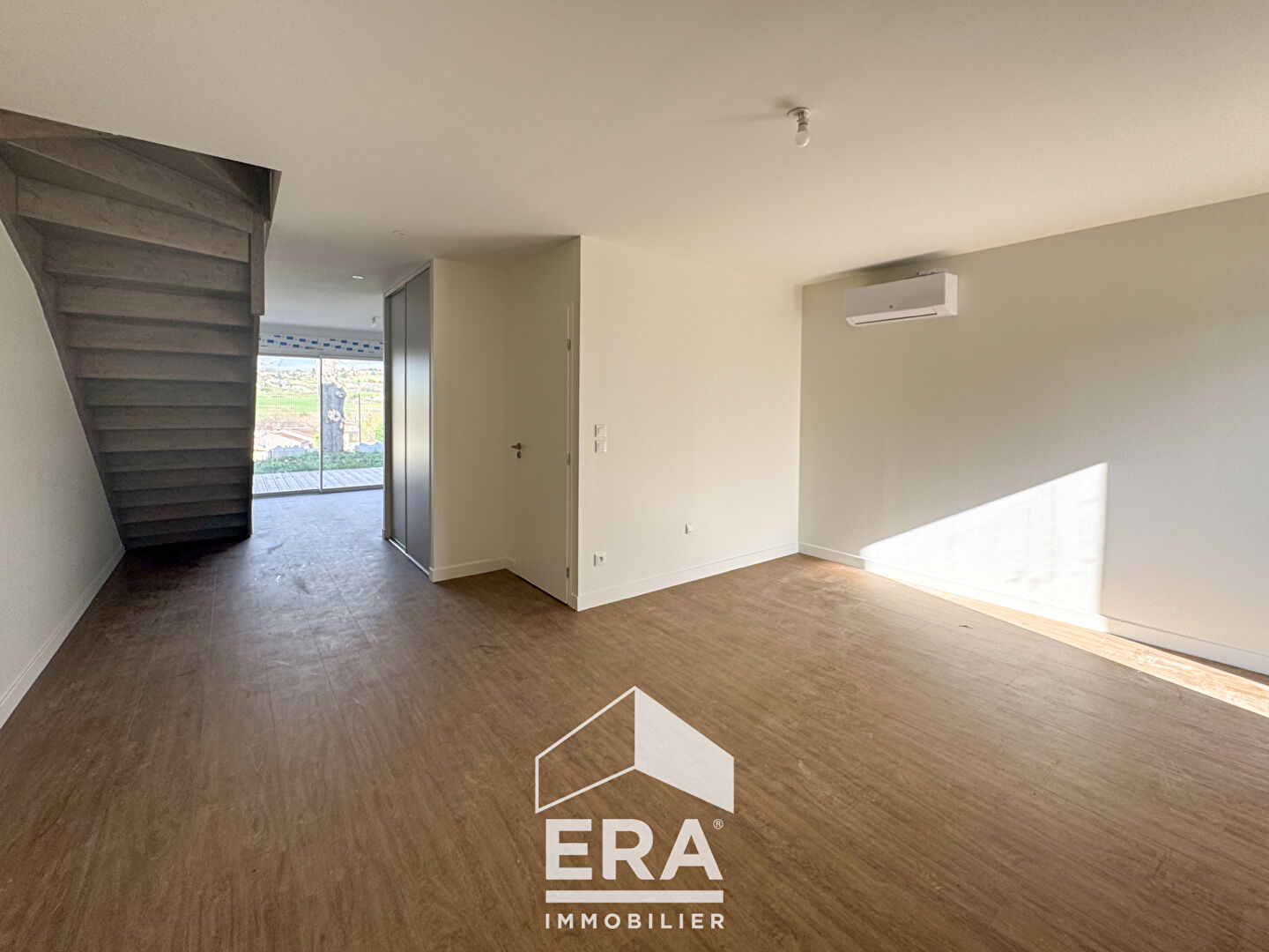 Photo Maison neuve à Puygouzon 97m², jardin et parking image 3/6