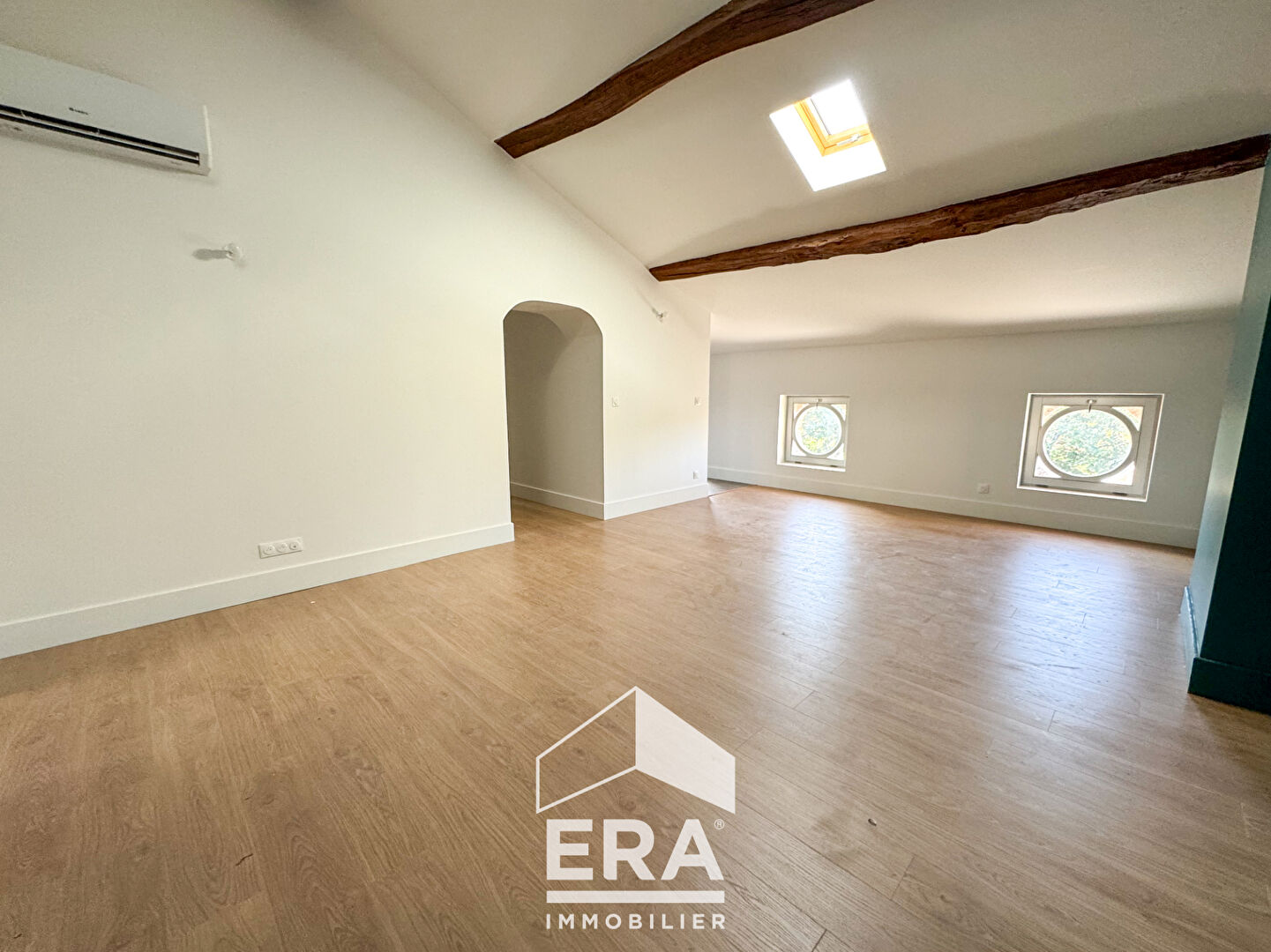 Appartement 113m² T4 neuf d'exception avec jardin et parking