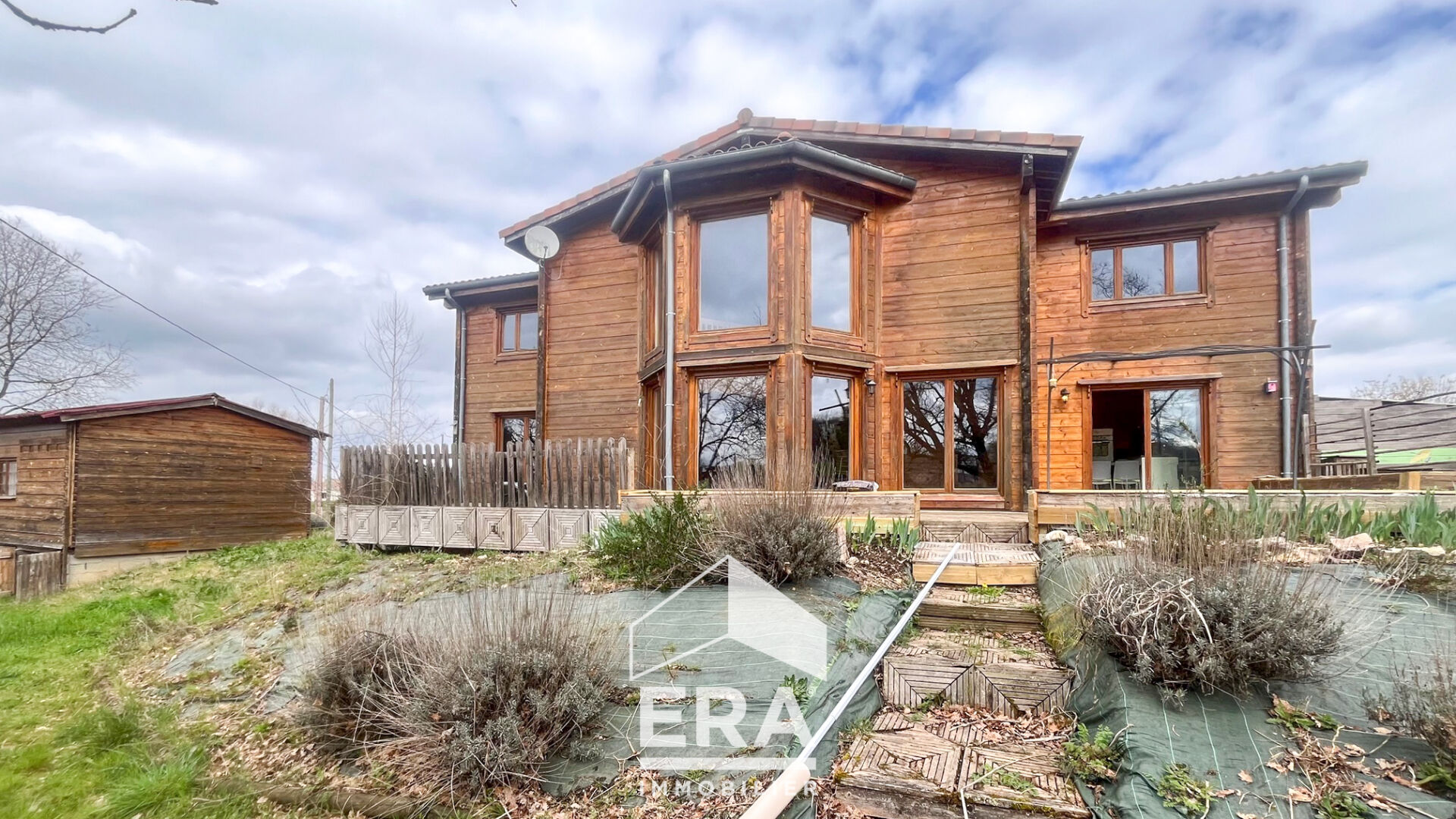 Maison Rouffiac 7 pièce(s) 260 m2, jardin et piscine