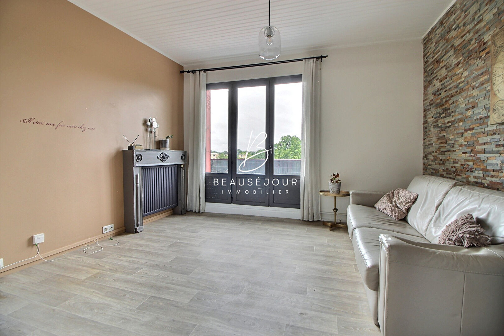 Appartement 4 pièces 65m² à Sainte Geneviève Des Bois