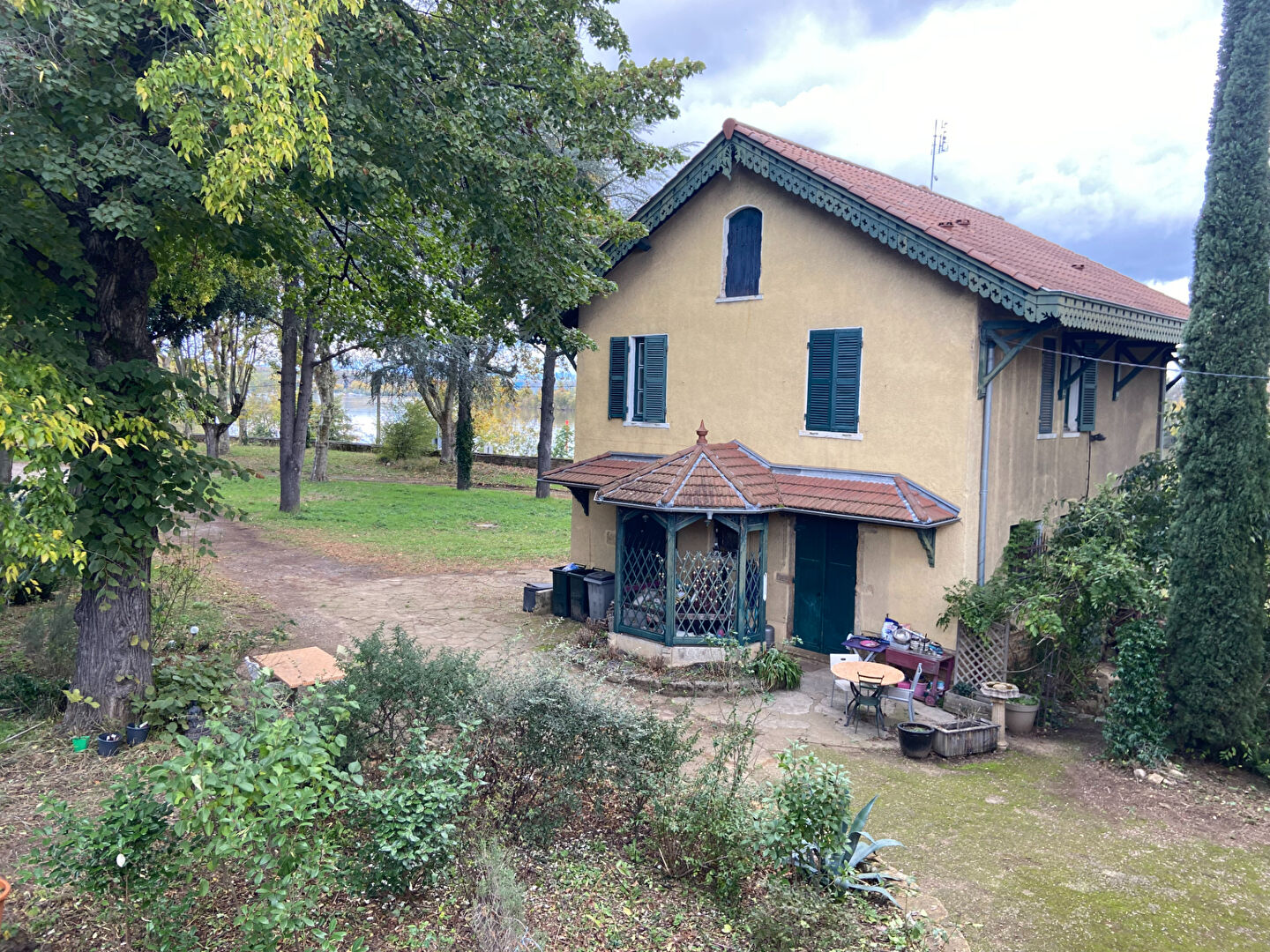 Photo Deux maisons avec parc de 6910m²  vu Saône image 6/6