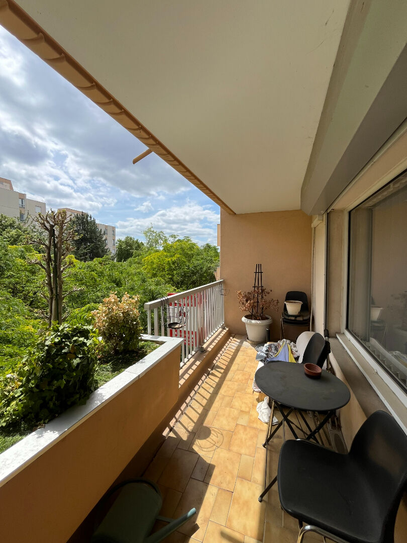 LYON 8 Appartement LYON 5 Pièces 104 m²
