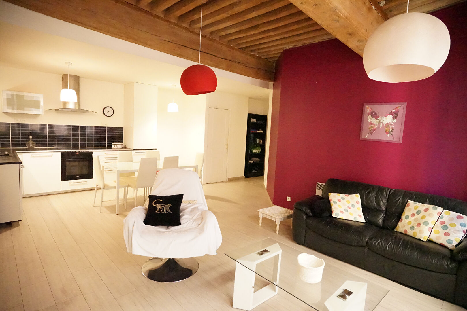 Photo T3 secteur Saint Jean / Quai Romain Rolland image 2/6