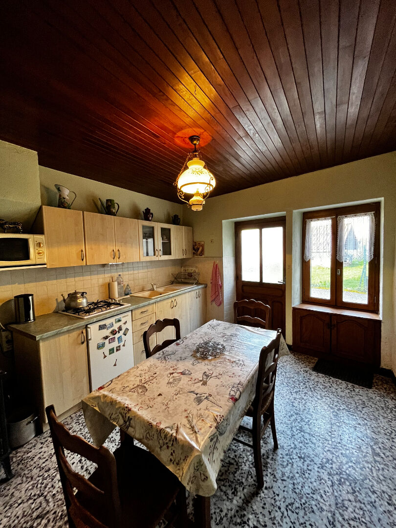 Photo Maison à rénover sur Briord image 2/6