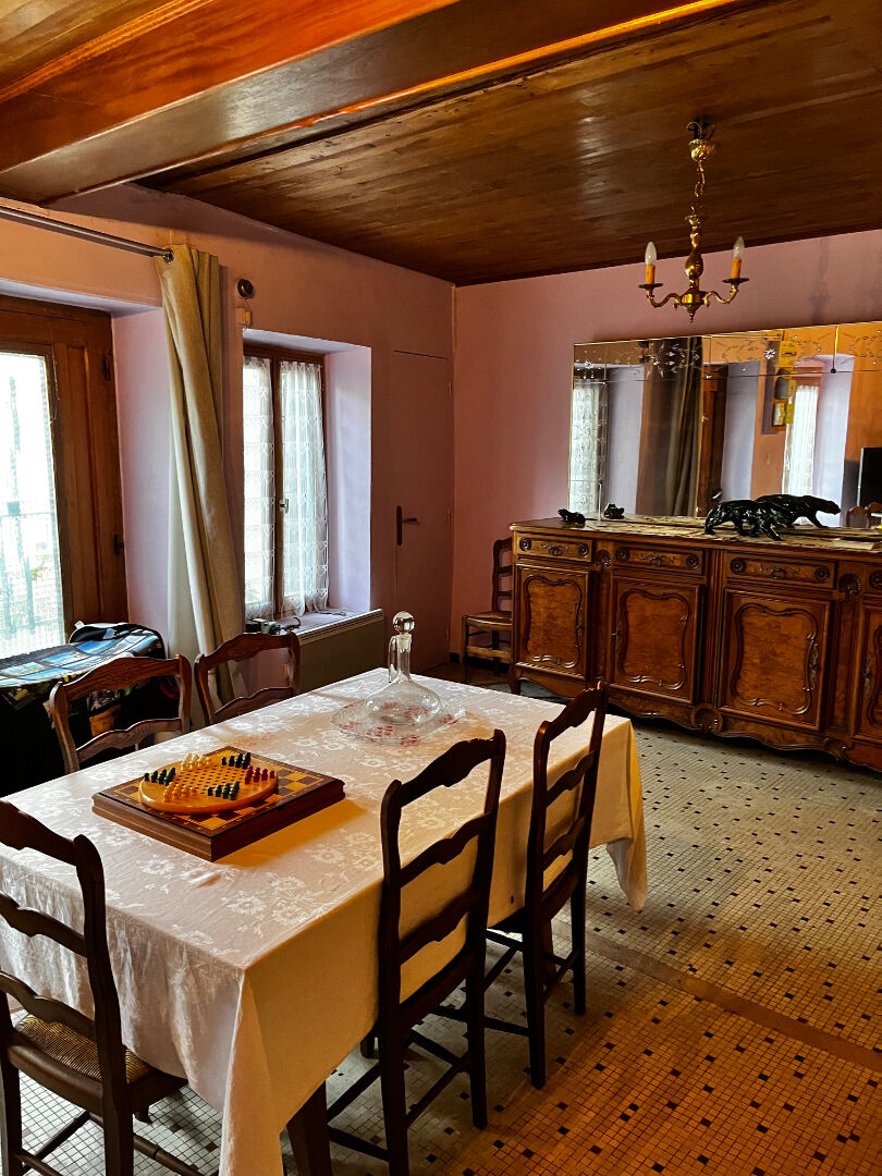 Photo Maison à rénover sur Briord image 3/6