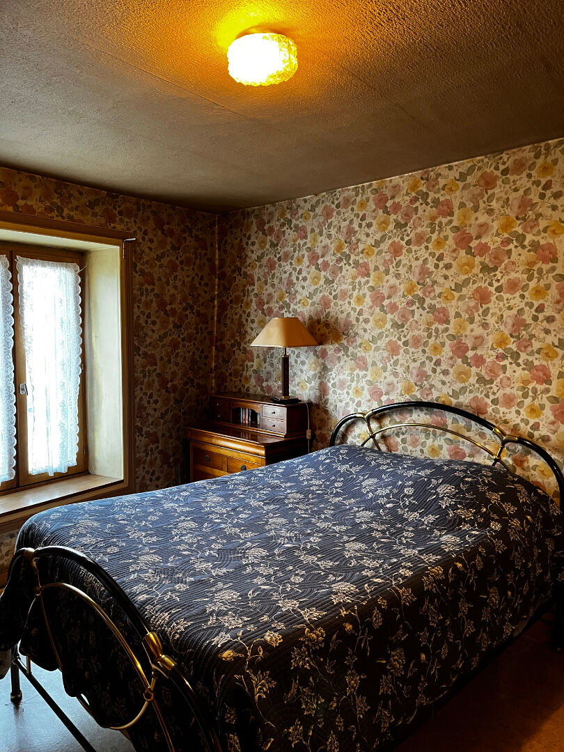 Photo Maison à rénover sur Briord image 4/6