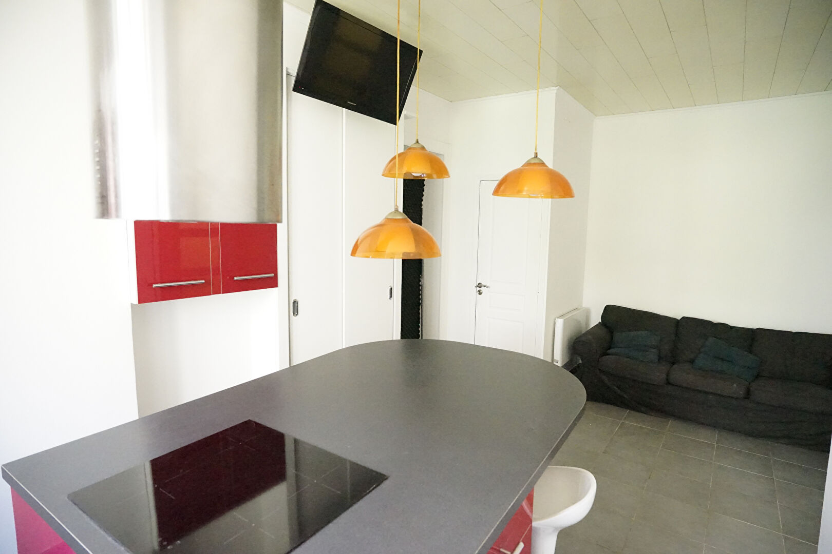 Photo Appartement T2  Metro Gratte Ciel DPE class D image 3/6
