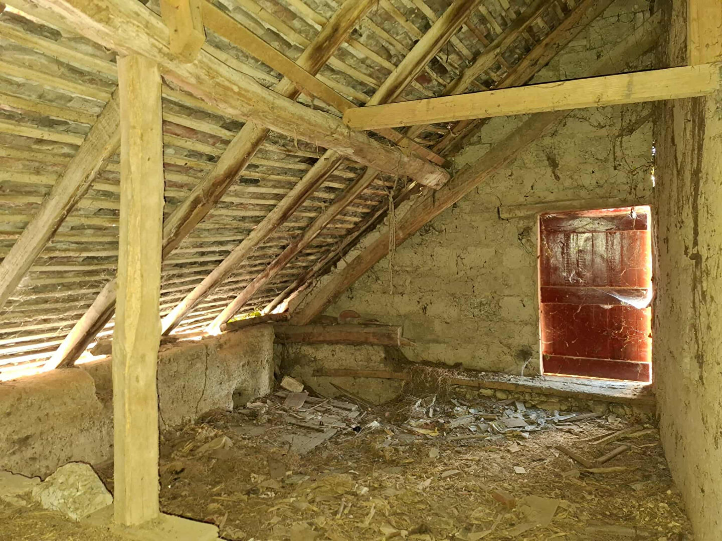 Photo Maison à rénover au calme image 5/6