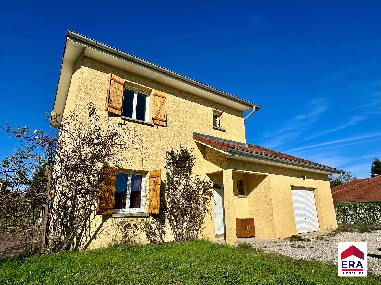 Maison familiale 5 pièces, garage et grand terrain