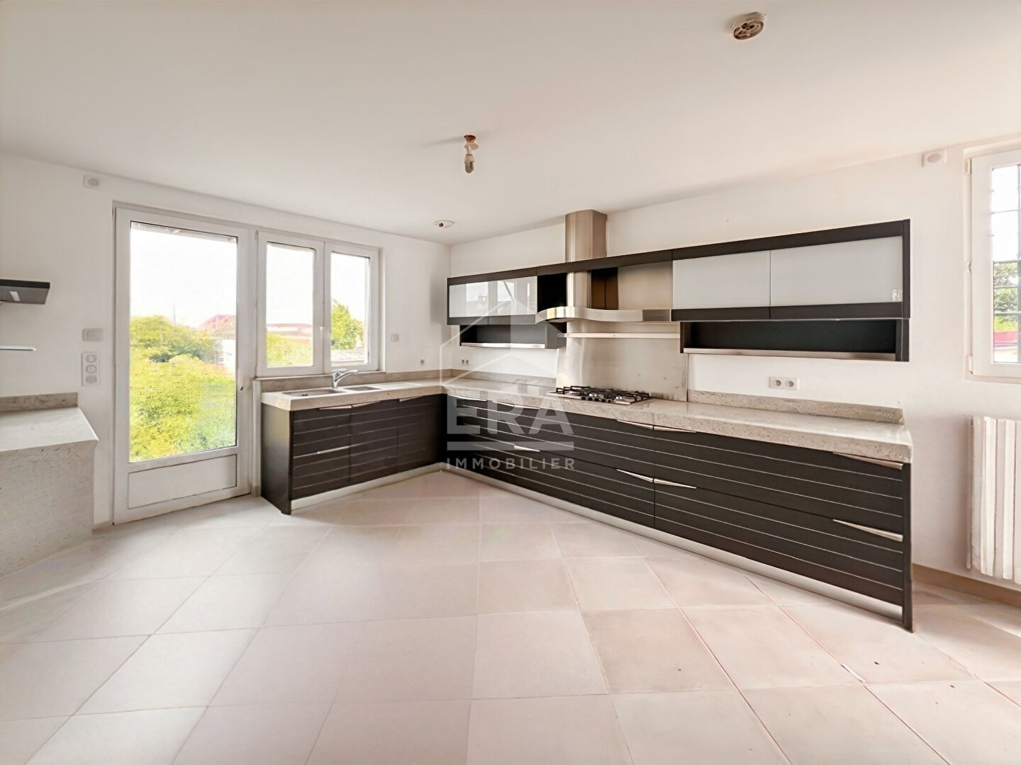 DAMMARIE LES LYS : Maison familiale 143 m² avec terrain 793 m²