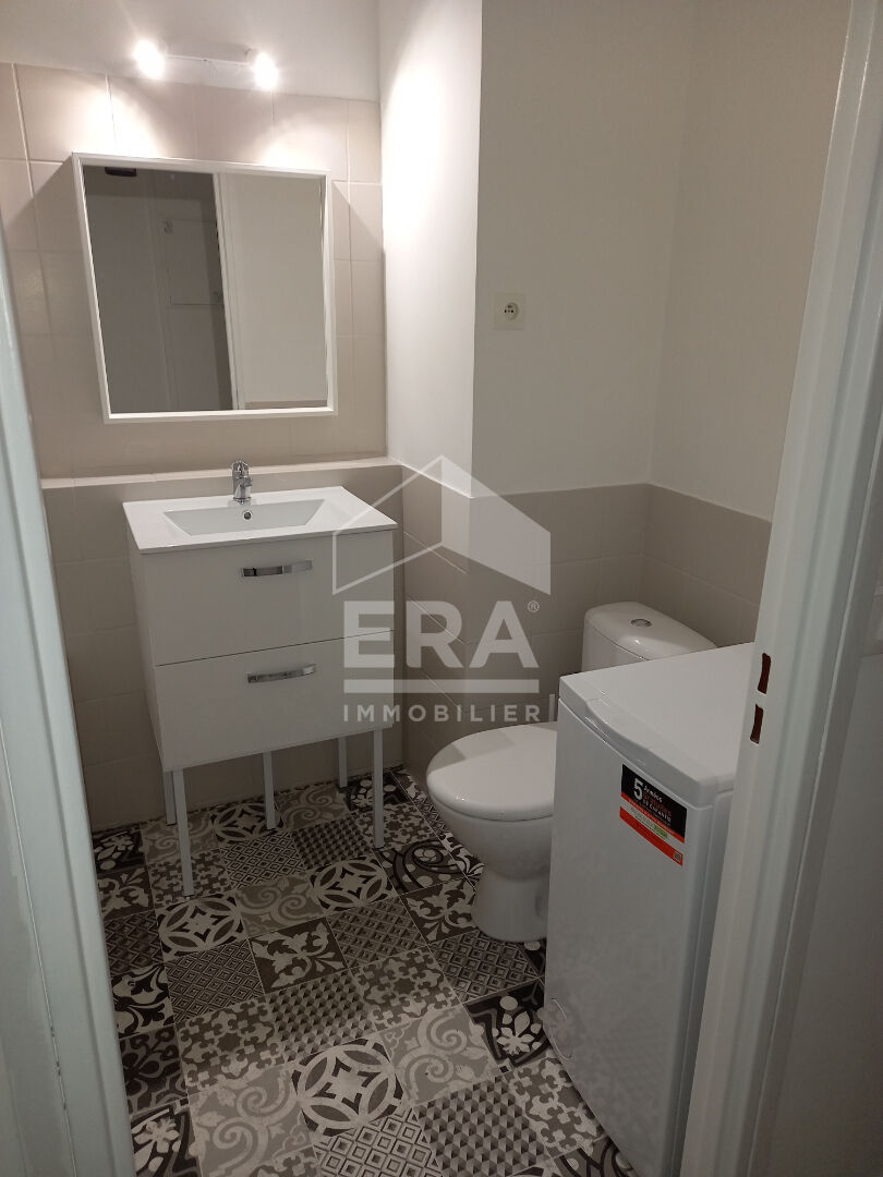 Photo Appartement Fontainebleau 1 pièce meublé 21.62 m2 image 3/6