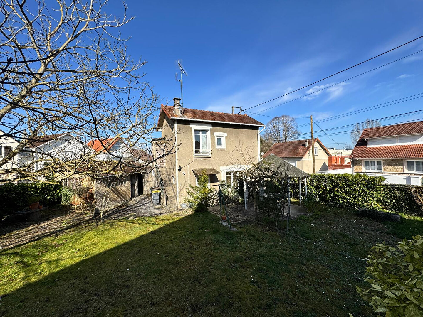 Agence immobilière de 
 ERA LC2I IMMOBILIER - ERA IMMOBILIER DAMMARIE LES LYS 
