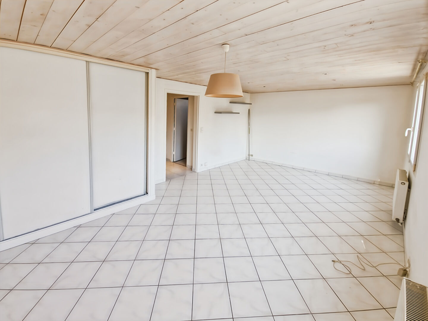 Photo Appartement Dammarie Les Lys 2 pièces 55,94 m2 image 1/6