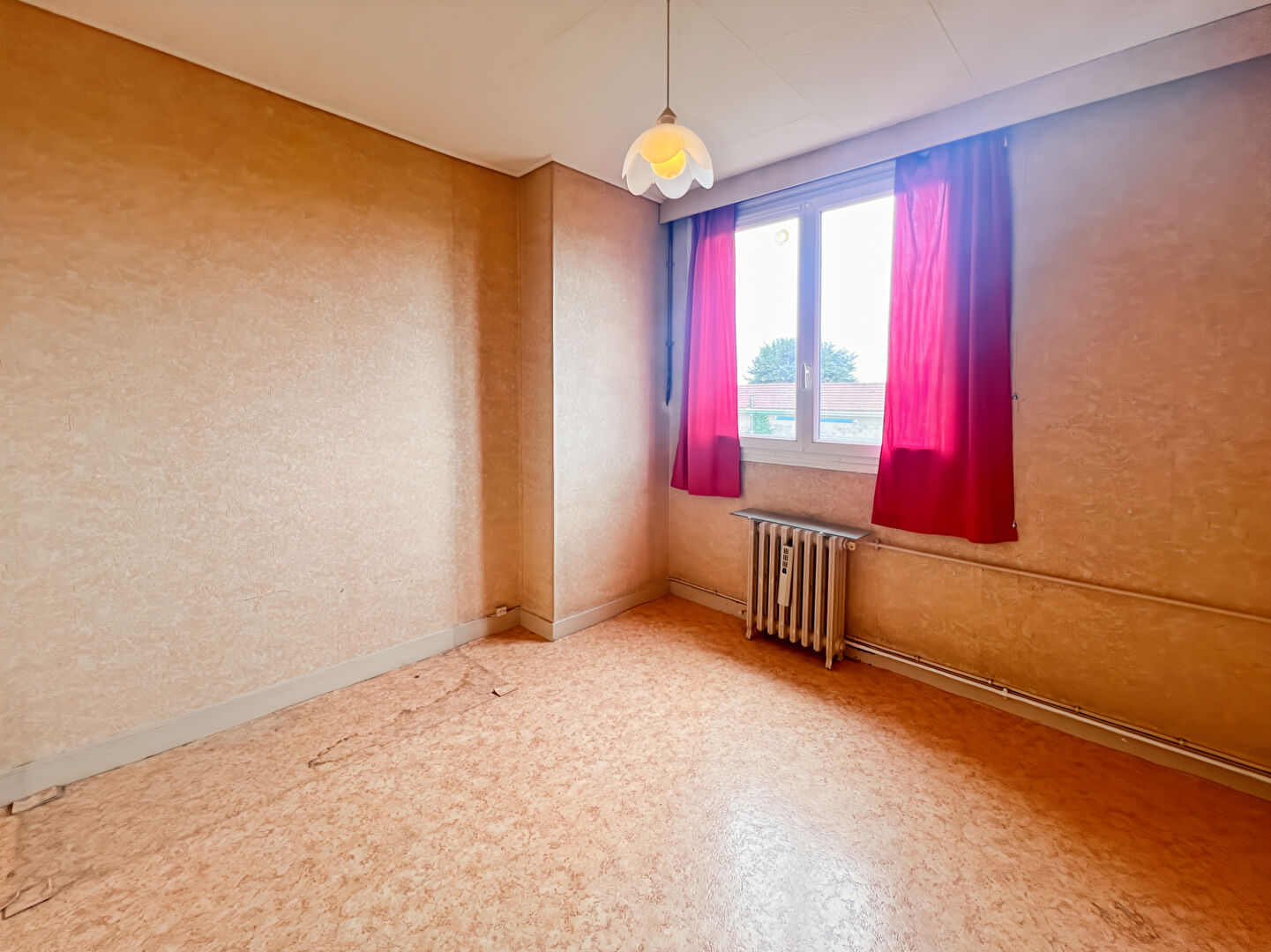 Photo À vendre -Appartement F4 de 64 m² à Dammarie-les-Lys image 5/6