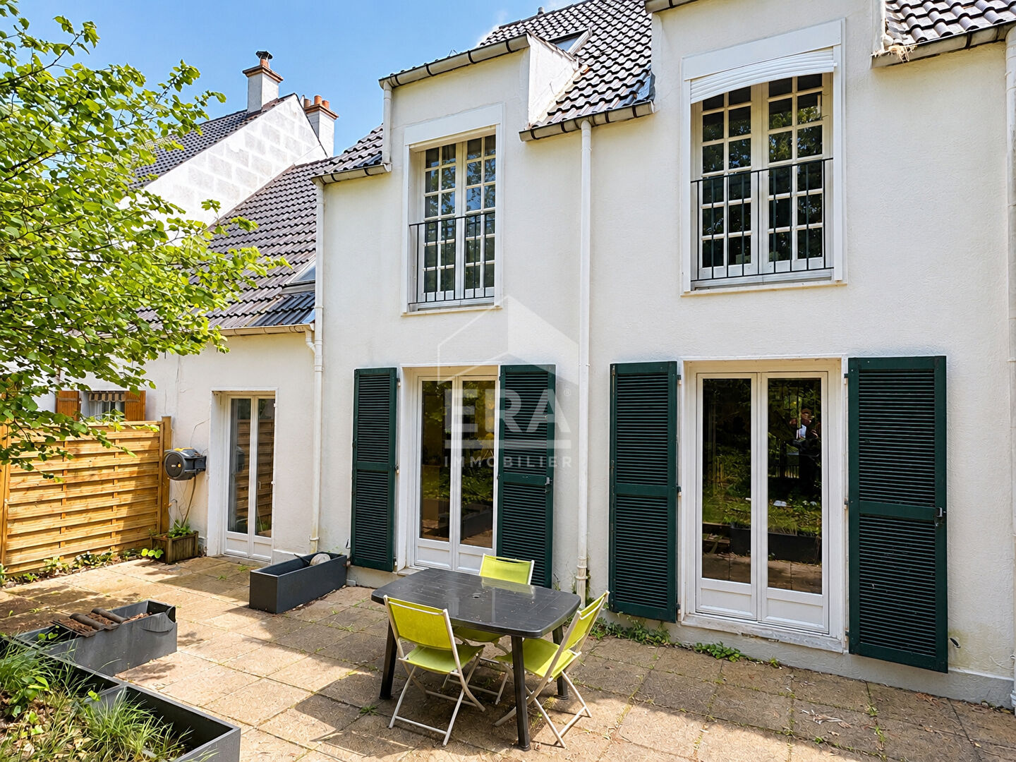 Agence immobilière de 
 ERA LC2I IMMOBILIER - ERA IMMOBILIER DAMMARIE LES LYS 
