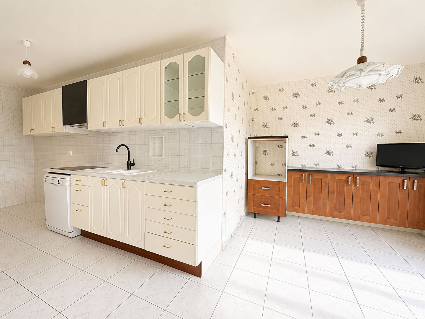 Agence immobilière de 
 ERA LC2I IMMOBILIER - ERA IMMOBILIER DAMMARIE LES LYS 
