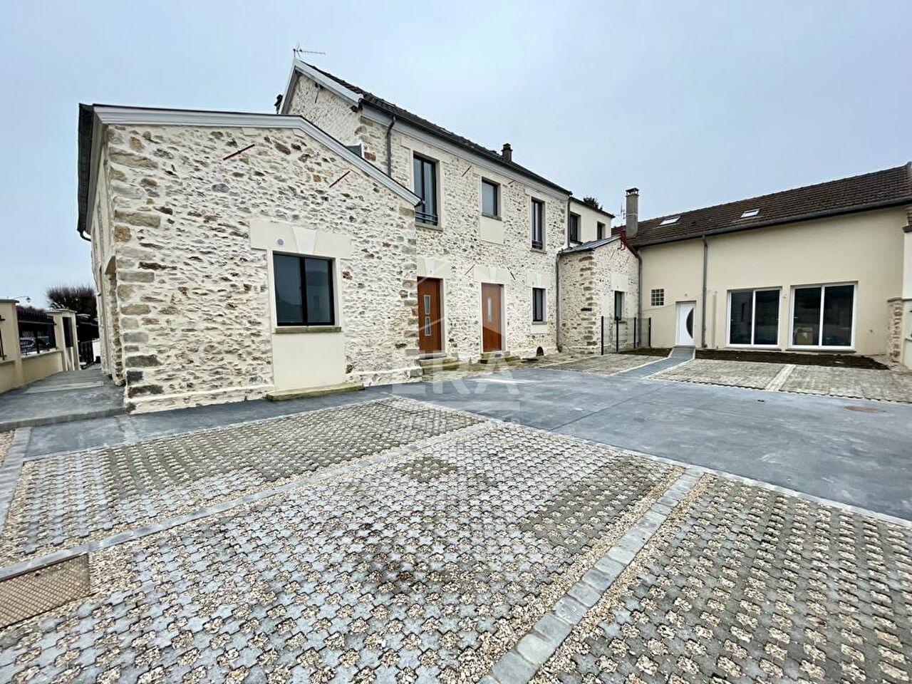 Appartement Grisy Suisnes 3 pièces 66.9m² meublé ÉvryGrégysurYerre 77166 Appartement Grisy Suisnes 3 pièces 66.9m² meublé ÉvryGrégysurYerre 77166