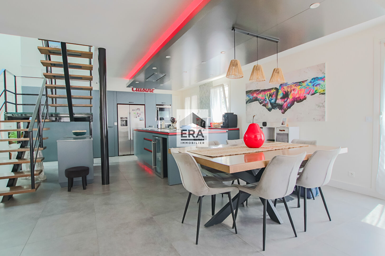 Photo Maison d'architecte avec piscine Saint Germain Les Corbeil 6 pièces 245m2 image 3/6