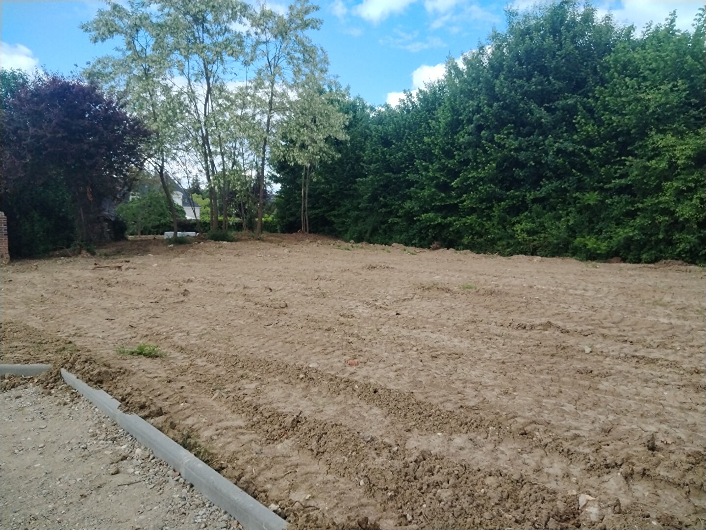 Photo Terrain Saint-cyr-sur-loire 606 m2 image 2/5