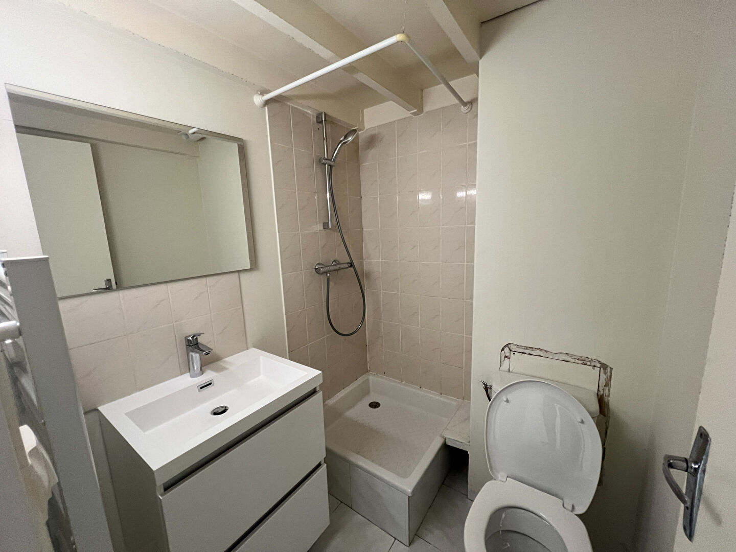 Photo Studio - Tours - secteur Velpeau  dans une impasse image 4/4