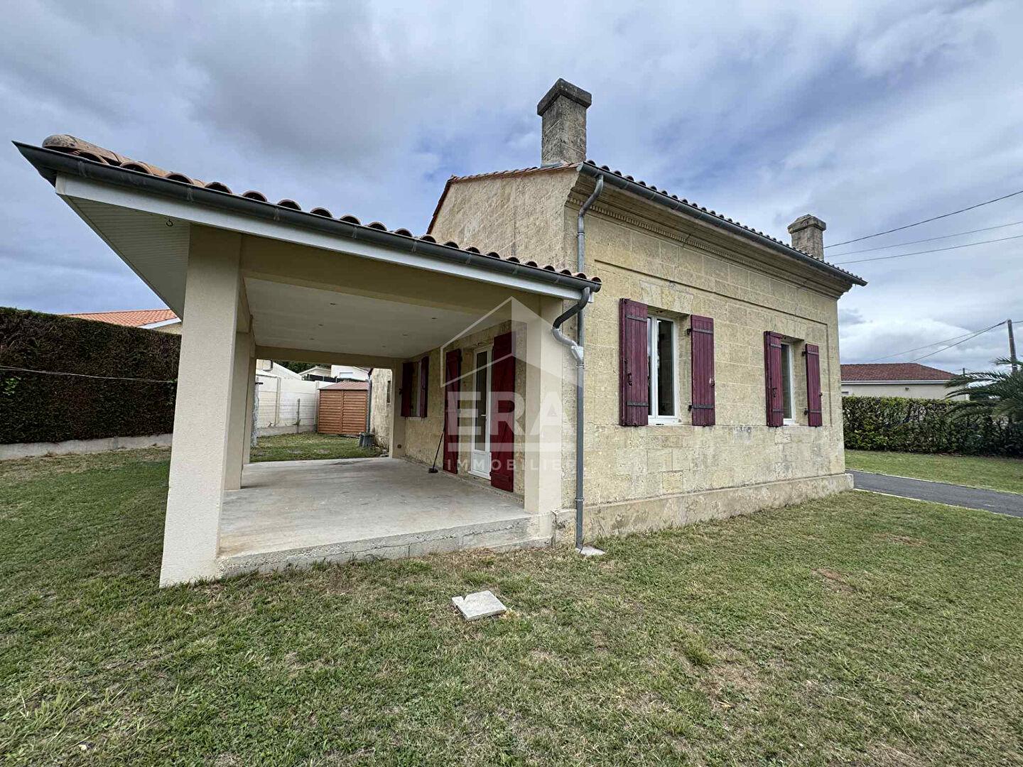 Maison en pierre - Comps 3 pièce(s)-740m² de jardin