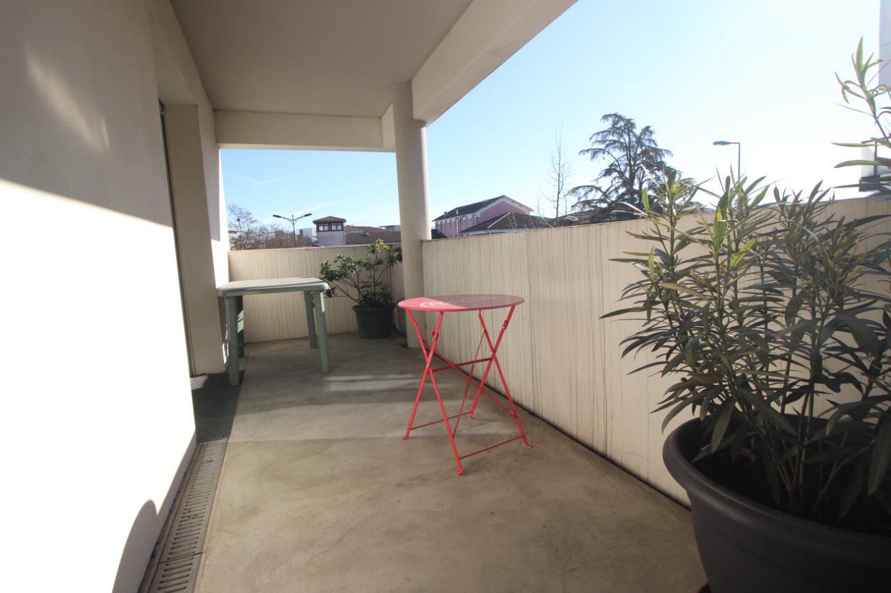 Appartement Toulouse 3 pièce(s) TERRASSE ET PARKING PRIVATIF