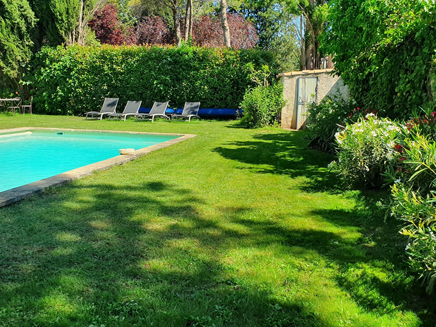 Photo Villa T7 d'environ 243M2 sur parcelle de 2340 M2, Aix en Provence Nord, quartier Puyricard. image 3/6